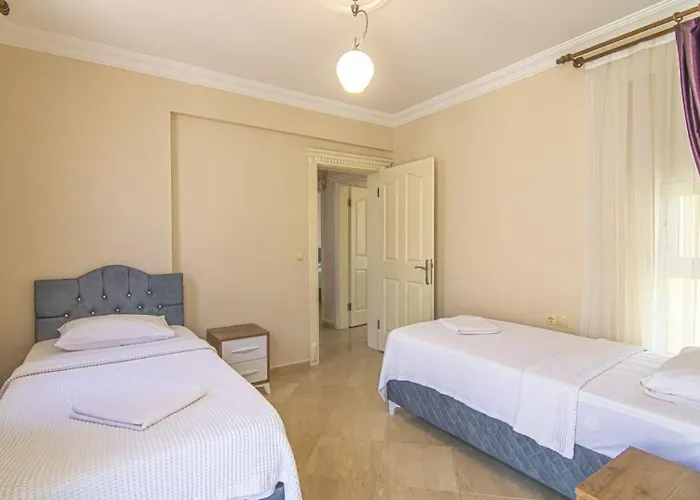 Calis'ta Denize Sifir 8 Kisilik Pearl 8 Вилла Фетхие